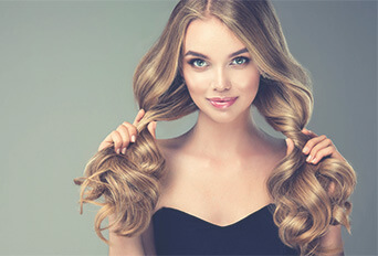 Чим відрізняється професійна косметика для волосся?