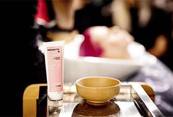 Семінар від MEDAVITA в честь першого року діяльності в Україні