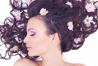 Натуральна основа для догляду за волоссям та шкірою голови